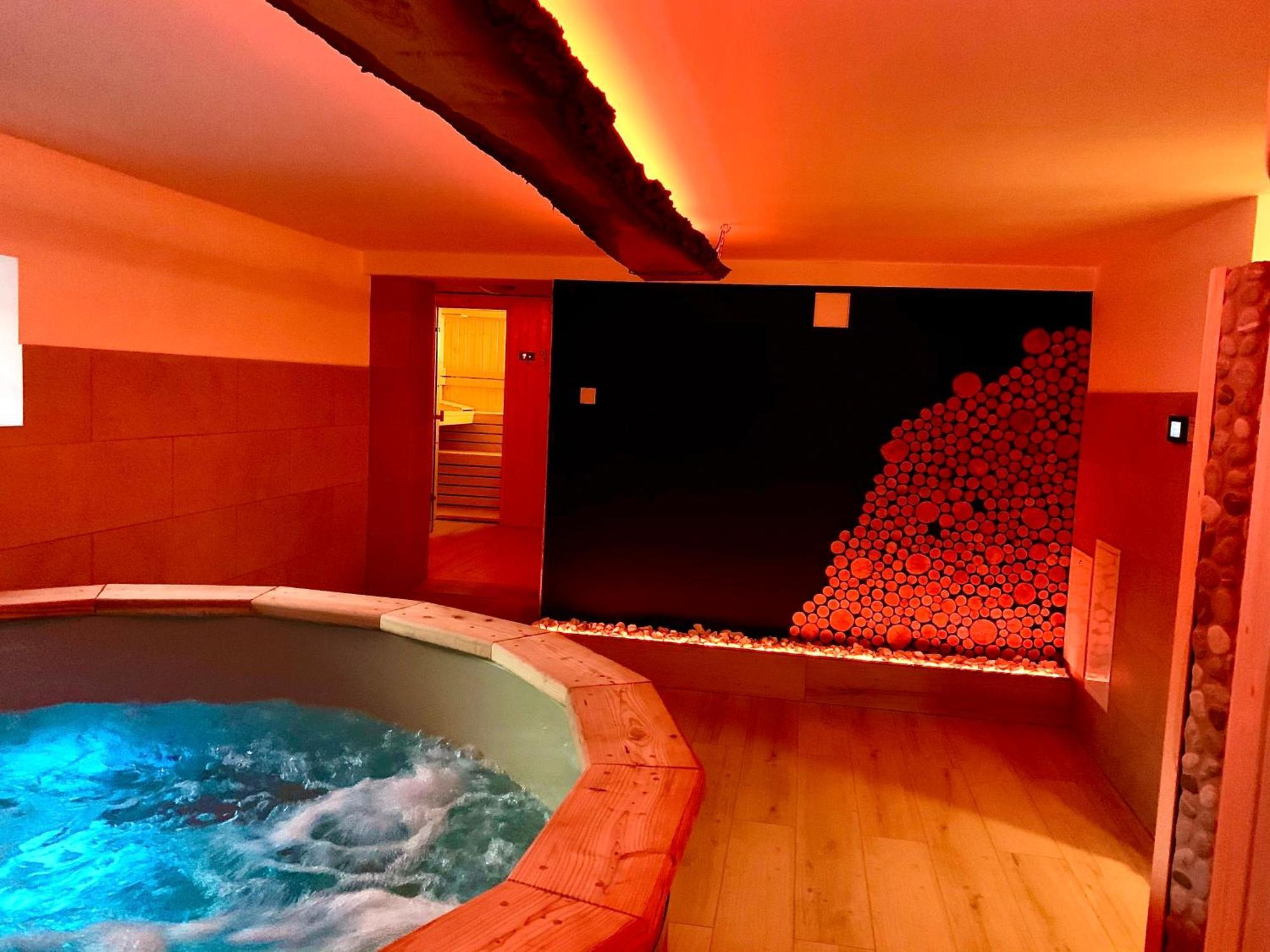Domek Monte Black Z Jacuzzi I Sauna Finska Stronie Slaskie Exterior photo