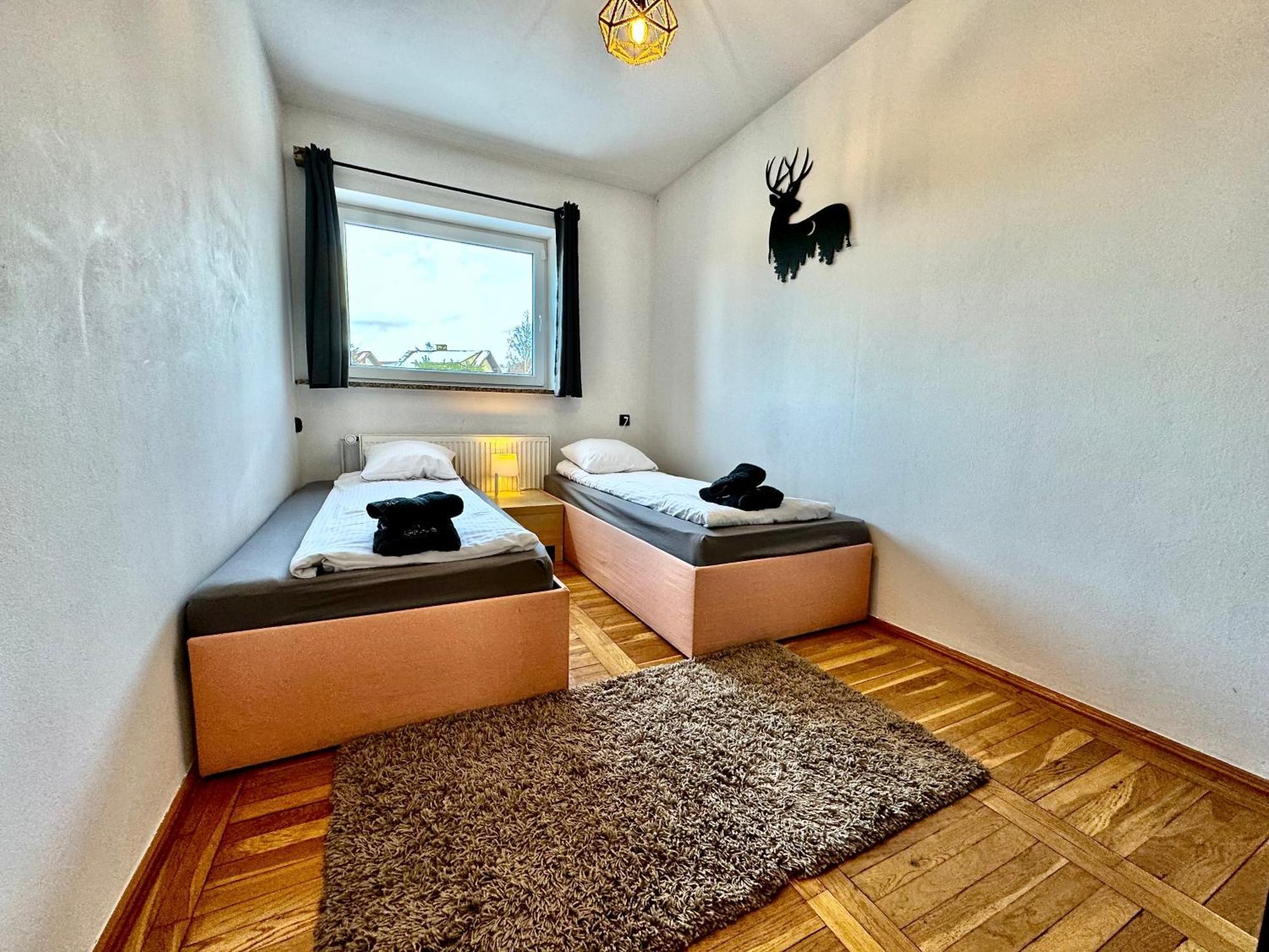 Domek Monte Black Z Jacuzzi I Sauna Finska Stronie Slaskie Exterior photo
